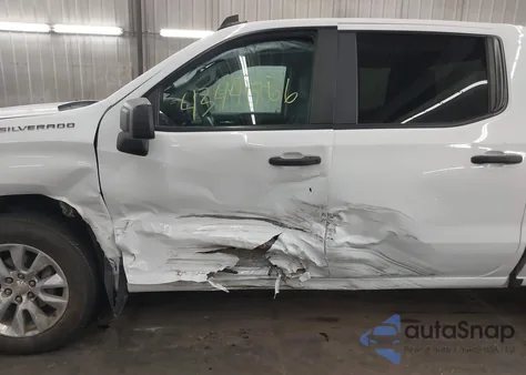 2021 Chevrolet Silverado 1500 4Wd Short Bed Custom из США, поврежденный, VIN 3GCPYBEK4MG313843